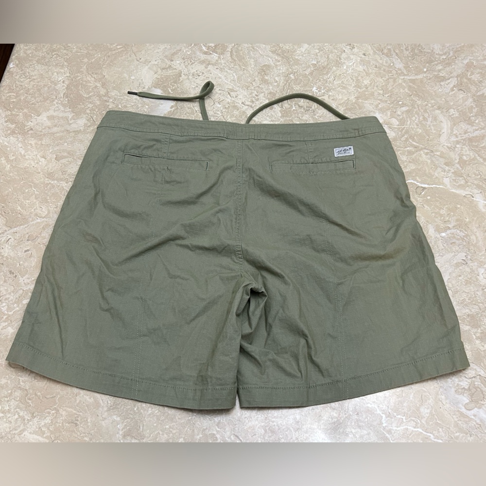 Eddie Bauer Women’s Shorts Sz 16 Preowned - Picture 3 of 5